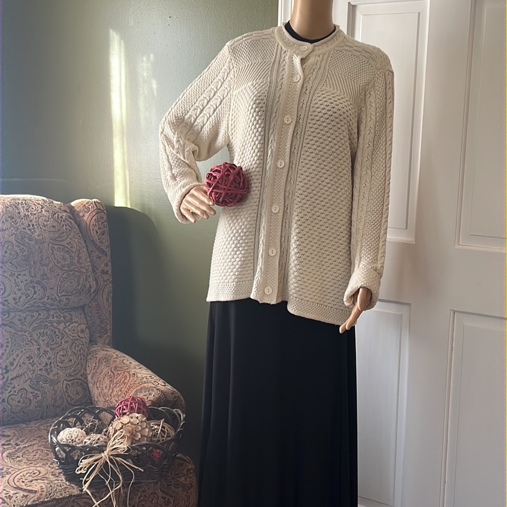 BLAIR Cream Long-Sleeved Cable Knit Button Front Cardigan Size Large-EUC!